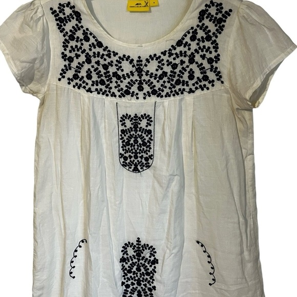 Roberta Roller Rabbit Ivory Dress with Navy Detailing - Picture 3 of 9